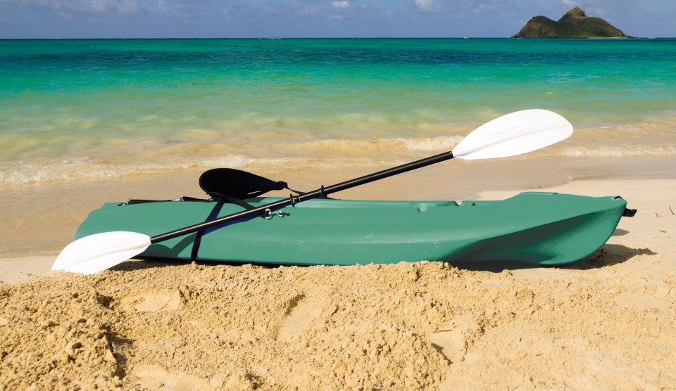 single kayak on lanikai beach